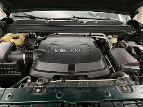 Used 2015 Chevrolet Colorado LT w/ LT Convenience Package AWD/4WD image 12