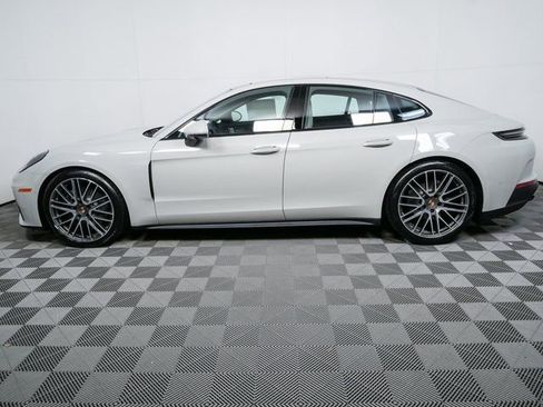 New 2026 Porsche Panamera RWD image 2
