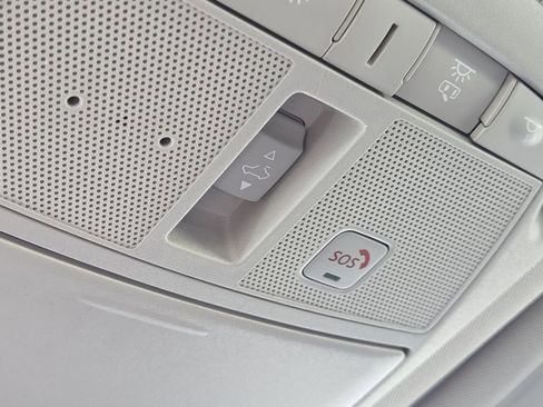 Used 2023 INFINITI Q50 Luxe image 13