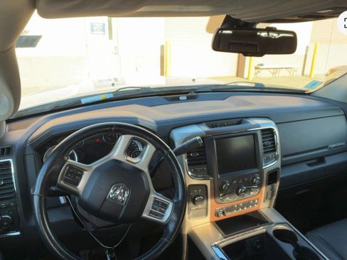 Used 2013 RAM 2500 Laramie w/ Convenience Group image 11