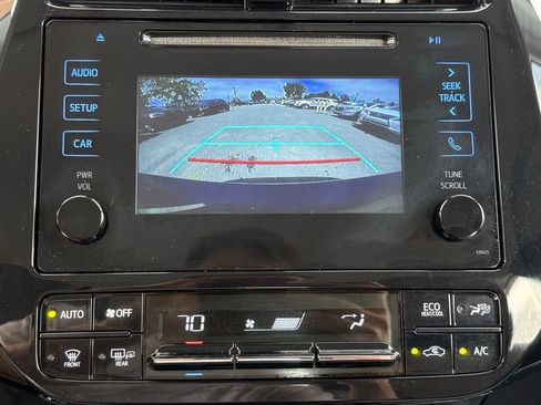 Used 2019 Toyota Prius LE FWD image 29