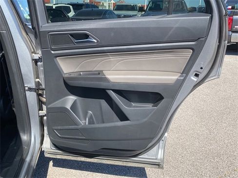 Used 2023 Volkswagen Atlas Cross Sport SEL R-Line image 12