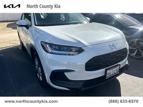 Used 2024 Honda HR-V LX image 1