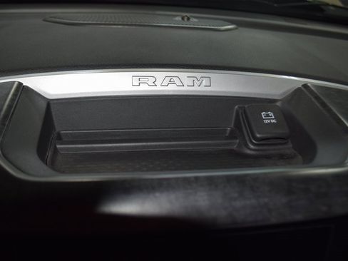 Used 2022 RAM 2500 Big Horn w/ Level C Equiment Group image 41