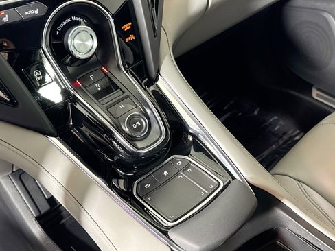 Used 2024 Acura RDX SH-AWD w/ Technology Package image 16