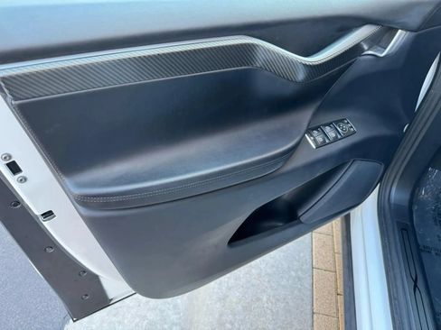 Used 2018 Tesla Model X 75D AWD/4WD image 19