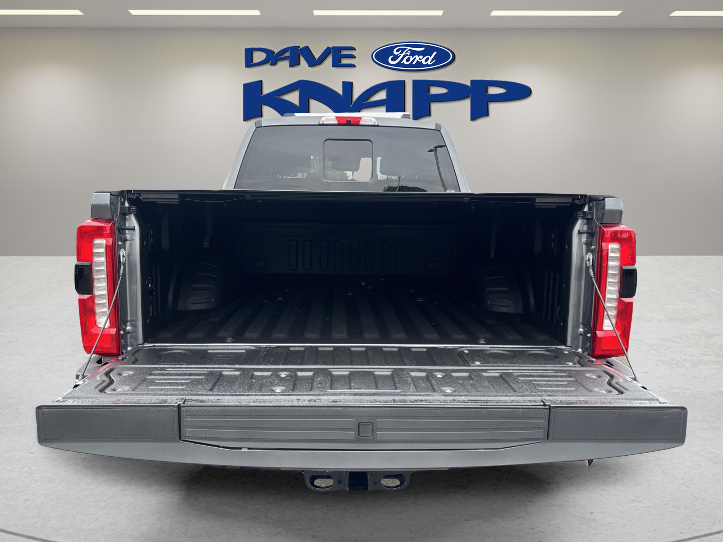Used 2025 Ford F350 Lariat w/ Lariat Ultimate Package AWD/4WD image 25