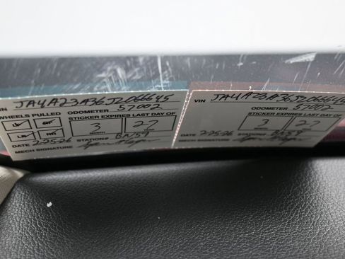 Used 2018 Mitsubishi Outlander ES image 17