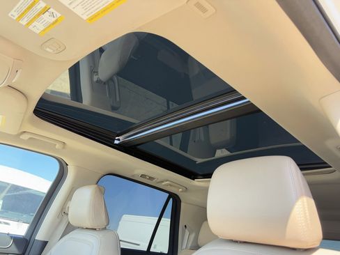 Certified 2022 Ford Expedition Max Limited image 26