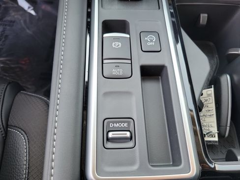 New 2026 Nissan Pathfinder SL FWD image 34