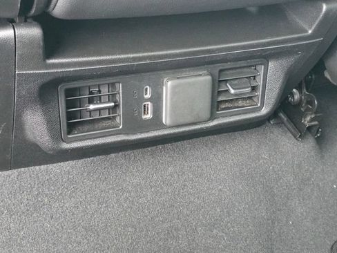 Used 2025 GMC Sierra 1500 SLT RWD image 14