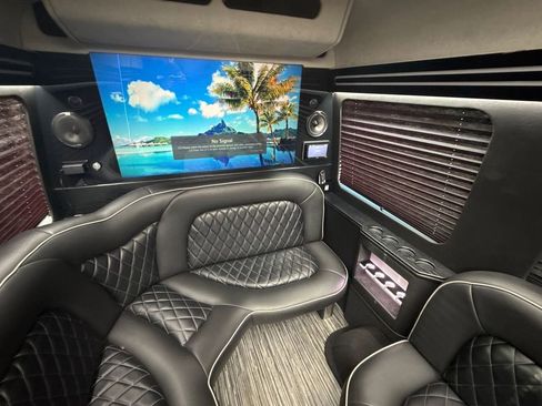 Used 2021 Mercedes-Benz Sprinter 3500 image 29