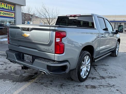 Used 2024 Chevrolet Silverado 1500 High Country w/ High Country Premium Package image 3