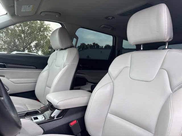 Used 2023 Kia Telluride S AWD/4WD image 7