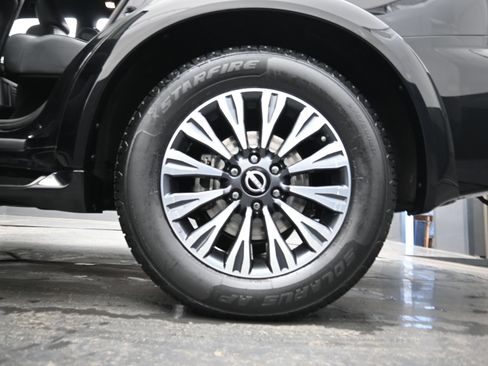 Used 2022 Nissan Armada SL w/ Midnight Edition Package RWD image 25