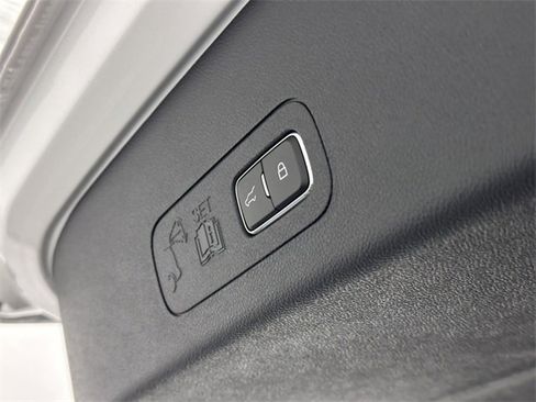 New 2025 Lincoln Aviator Reserve w/ Illumination Package image 9