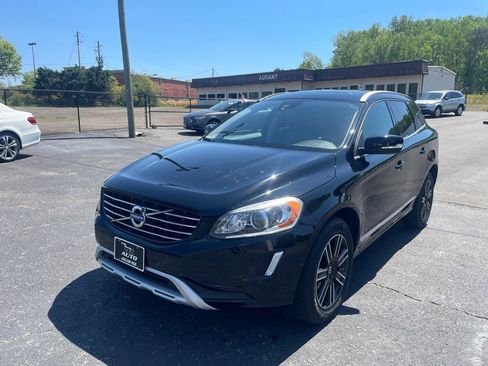 Used 2017 Volvo XC60 T5 Dynamic w/ Preferred Option Package image 1