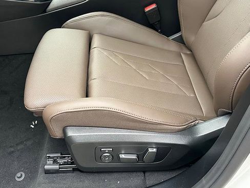 New 2026 BMW X3 xDrive30 w/ Premium Package image 5