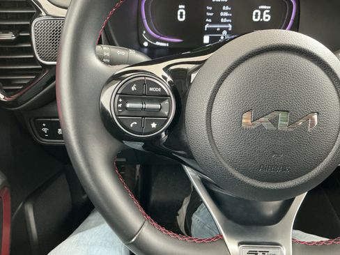 Used 2023 Kia Soul GT-Line image 12