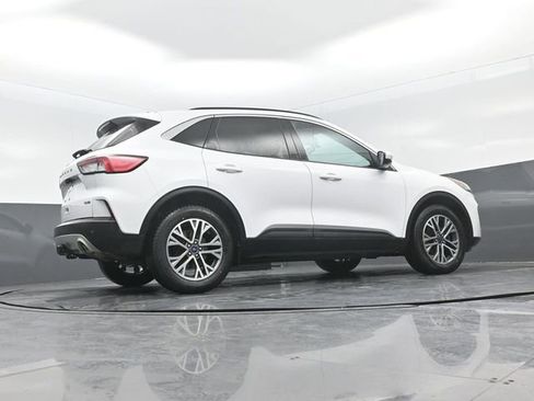 Used 2020 Ford Escape SEL image 34