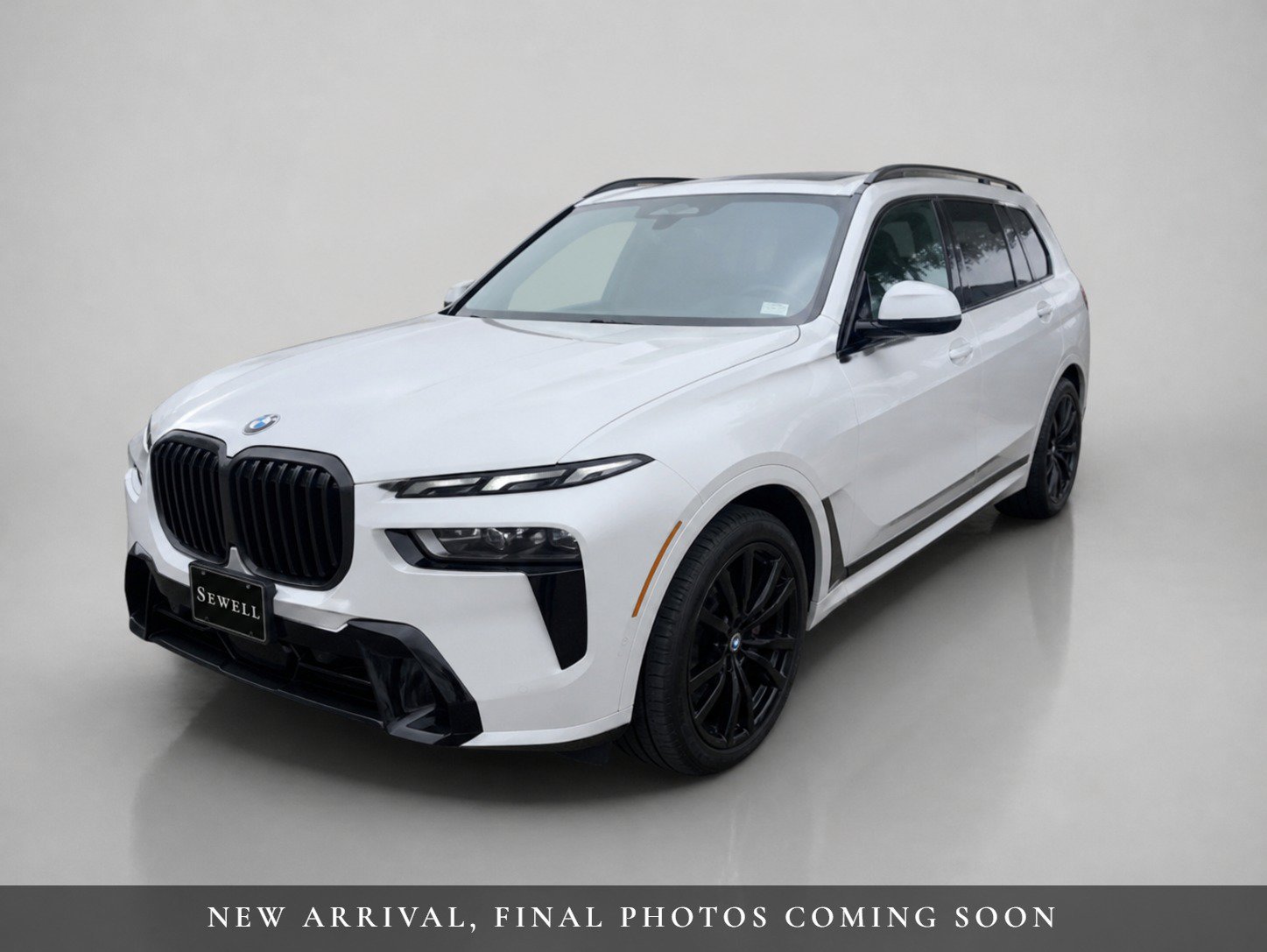 Used 2027 BMW X7 xDrive40i AWD/4WD image 1