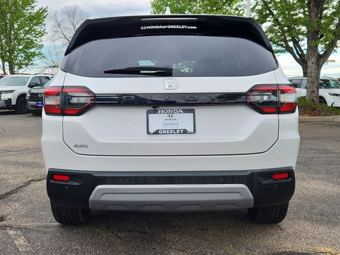 Used 2025 Honda Pilot EX-L image 4