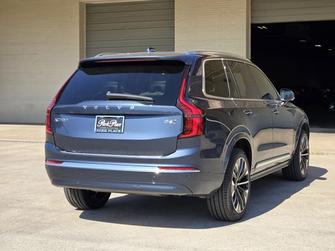 New 2026 Volvo XC90 B6 Plus w/ Protection Package Premier image 9