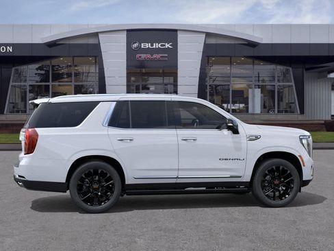 New 2026 GMC Yukon Denali w/ Denali Reserve Package AWD/4WD image 5