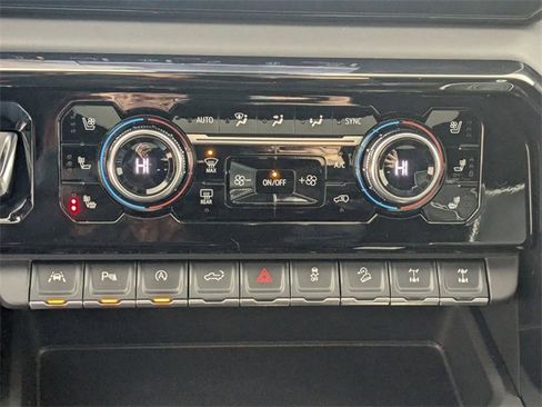 Used 2023 GMC Sierra 1500 AT4X image 23