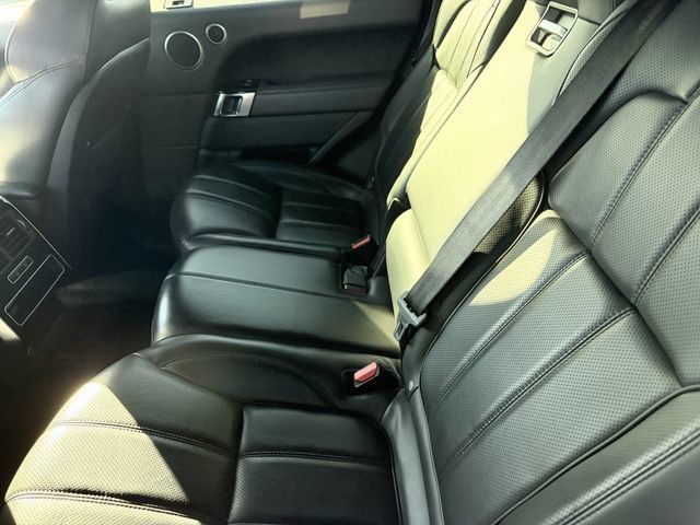 Used 2015 Land Rover Range Rover Sport HSE AWD/4WD image 11