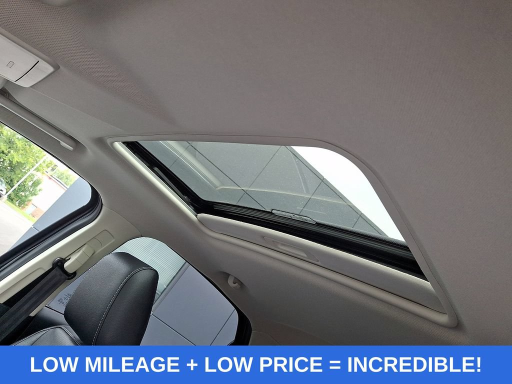Used 2019 Ford EcoSport Titanium AWD/4WD image 16
