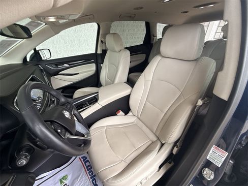 Certified 2023 Buick Enclave Essence image 19