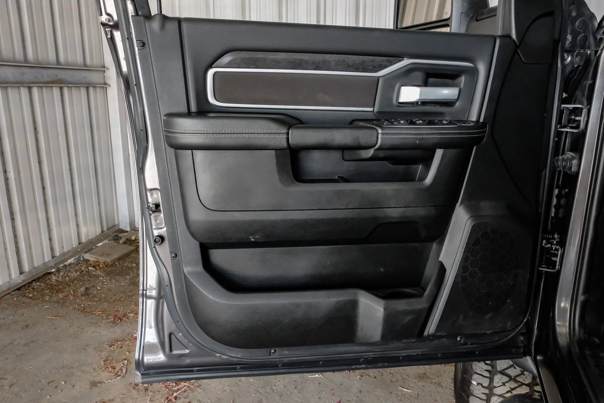 Used 2024 RAM 2500 Big Horn AWD/4WD image 44