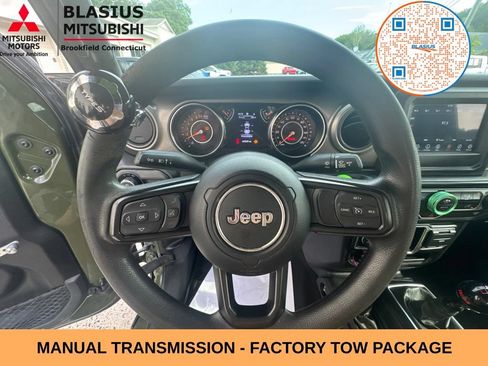 Used 2023 Jeep Gladiator Sport w/ Trailer Tow Package AWD/4WD image 15