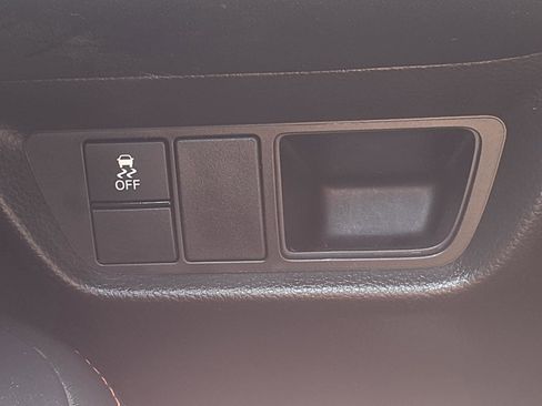 Certified 2024 Honda HR-V Sport image 26