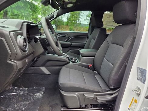 New 2026 Chevrolet Colorado Trail Boss AWD/4WD image 7