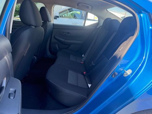 Used 2025 Nissan Sentra SV FWD image 36