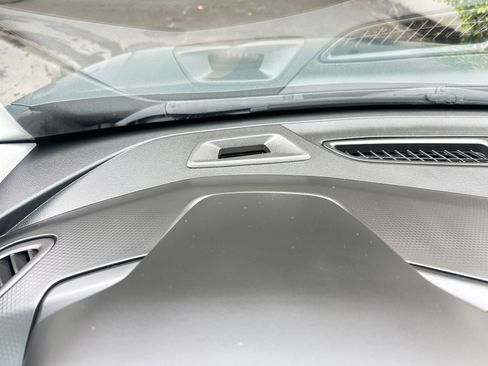 Used 2025 Chevrolet Trax LT image 34