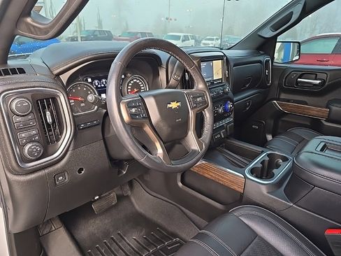 Used 2020 Chevrolet Silverado 1500 High Country image 10