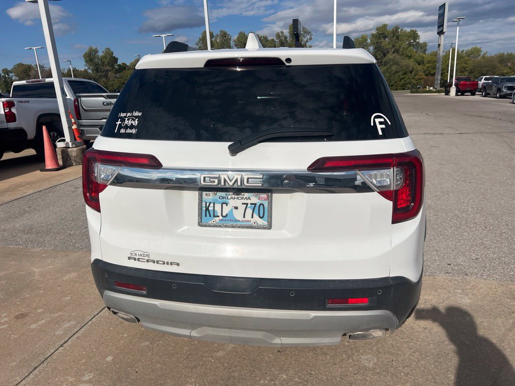 Used 2022 GMC Acadia SLT w/ Technology Package FWD image 9