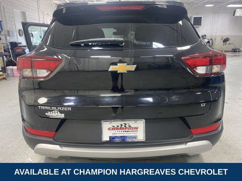 Certified 2023 Chevrolet TrailBlazer LT w/ Convenience Package FWD image 40