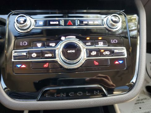 Used 2020 Lincoln Corsair FWD image 26