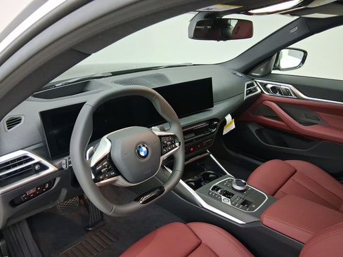 New 2026 BMW 430i w/ Premium Package RWD image 4