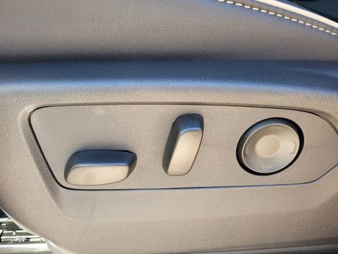 New 2026 Chevrolet Suburban Premier w/ Sun And Tow Package image 29