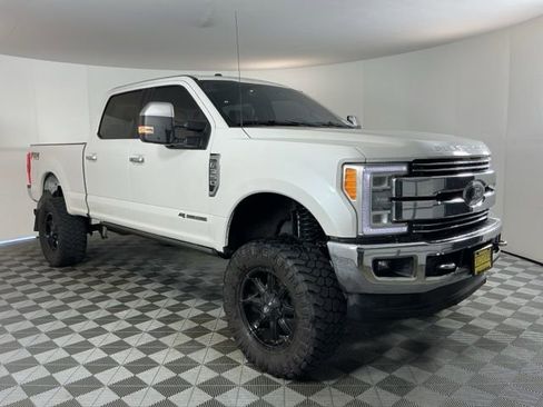 Used 2018 Ford F350 Lariat w/ Lariat Ultimate Package image 3