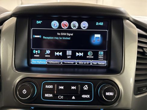 Used 2020 Chevrolet Suburban LT image 14