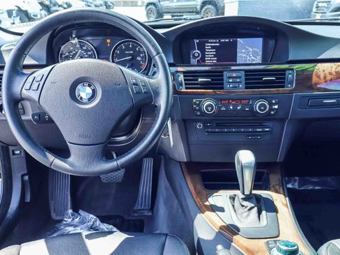 Used 2010 BMW 328i Sedan image 3