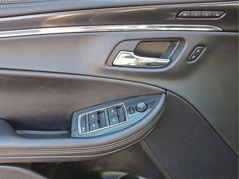 Used 2017 Chevrolet Impala Premier w/ Enhanced Convenience Package image 13
