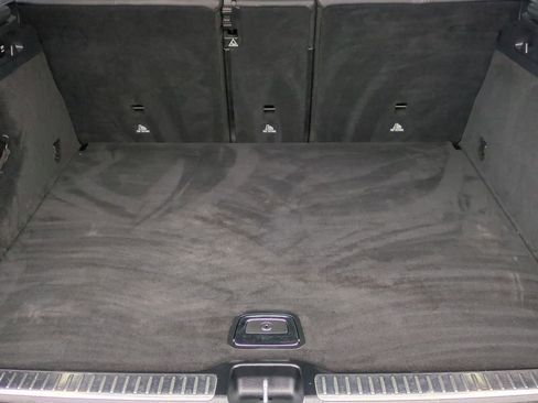 Used 2017 Mercedes-Benz GLC 43 AMG 4MATIC image 39