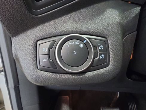 Used 2017 Ford Escape SE AWD/4WD image 17